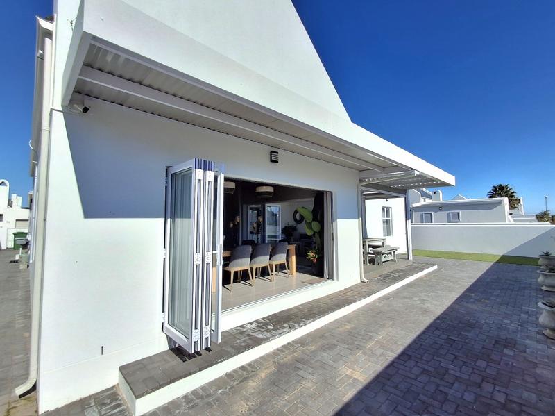3 Bedroom Property for Sale in Lampiesbaai Western Cape